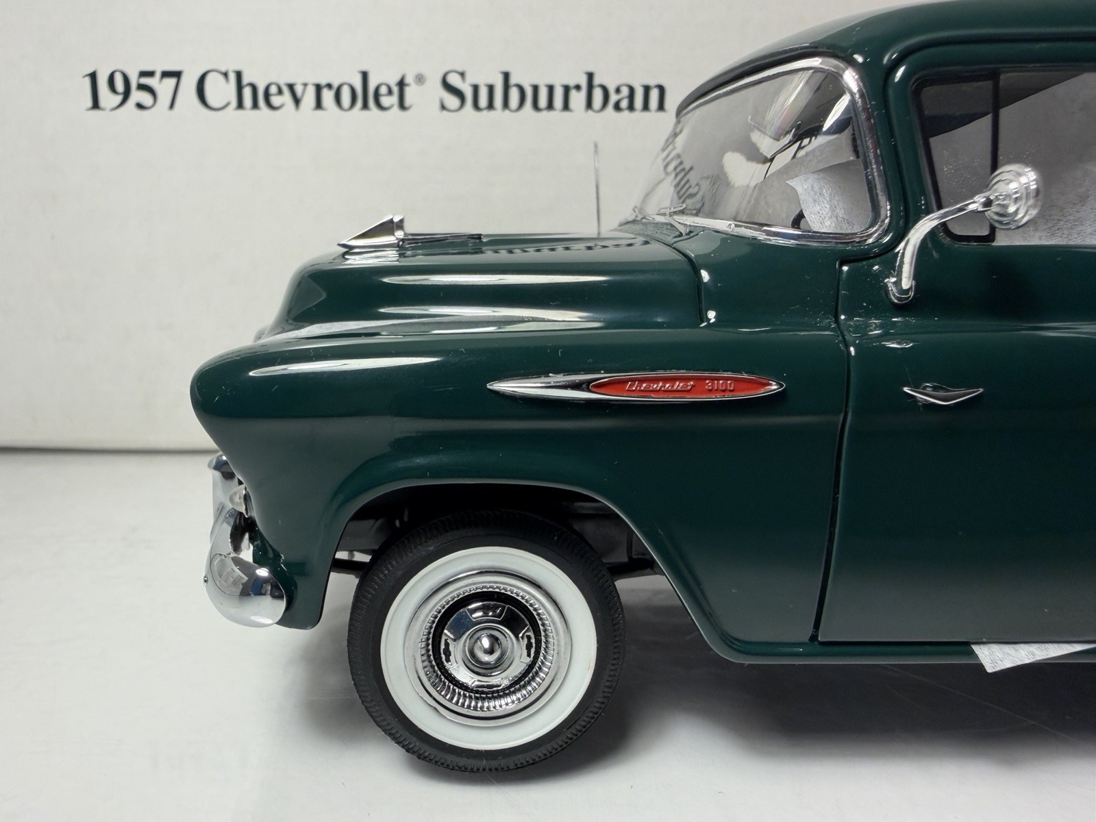 Danbury Mint 1957 Chevrolet Suburban *Super Clean!