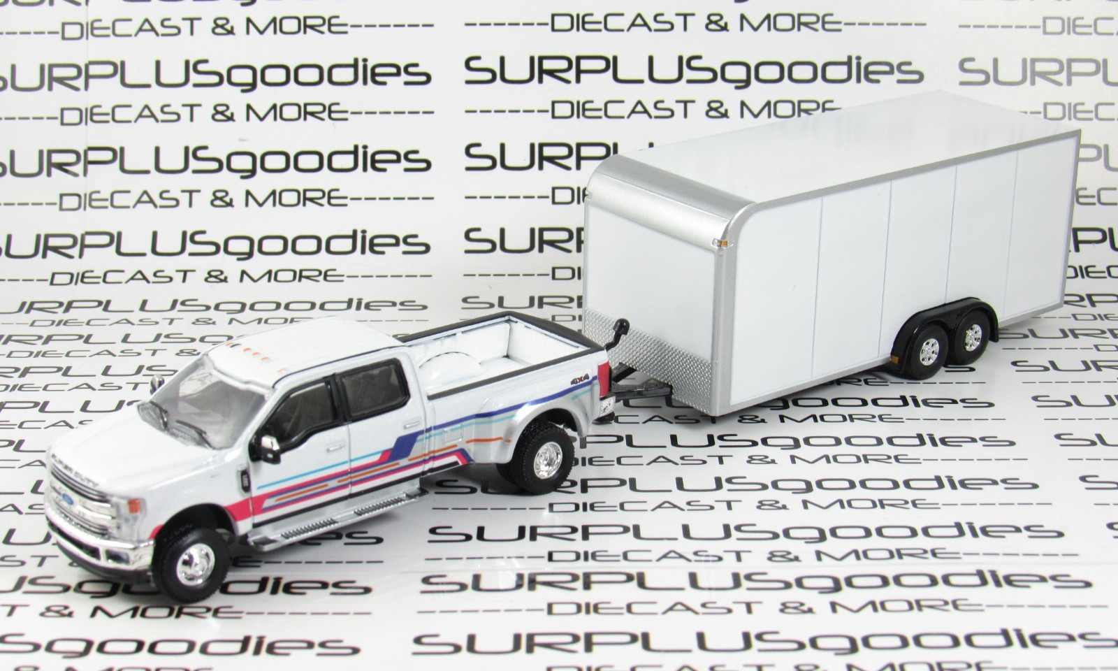 Greenlight LOOSE 2019 FORD F350 LARIAT Dually Pickup w/White Enclosed Trailer