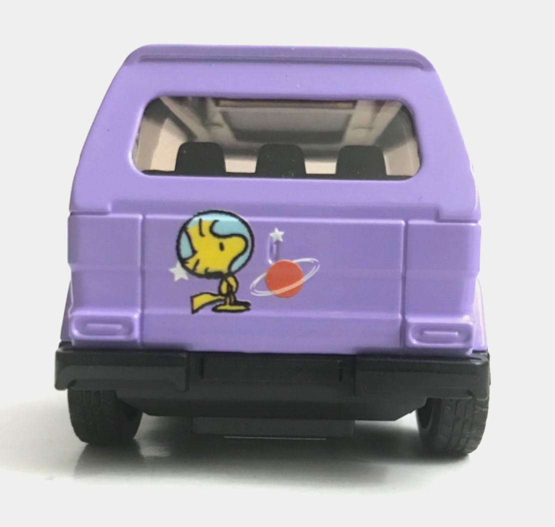 “Peanuts” Astronaut Snoopy SUV (space scene), Major New with tag