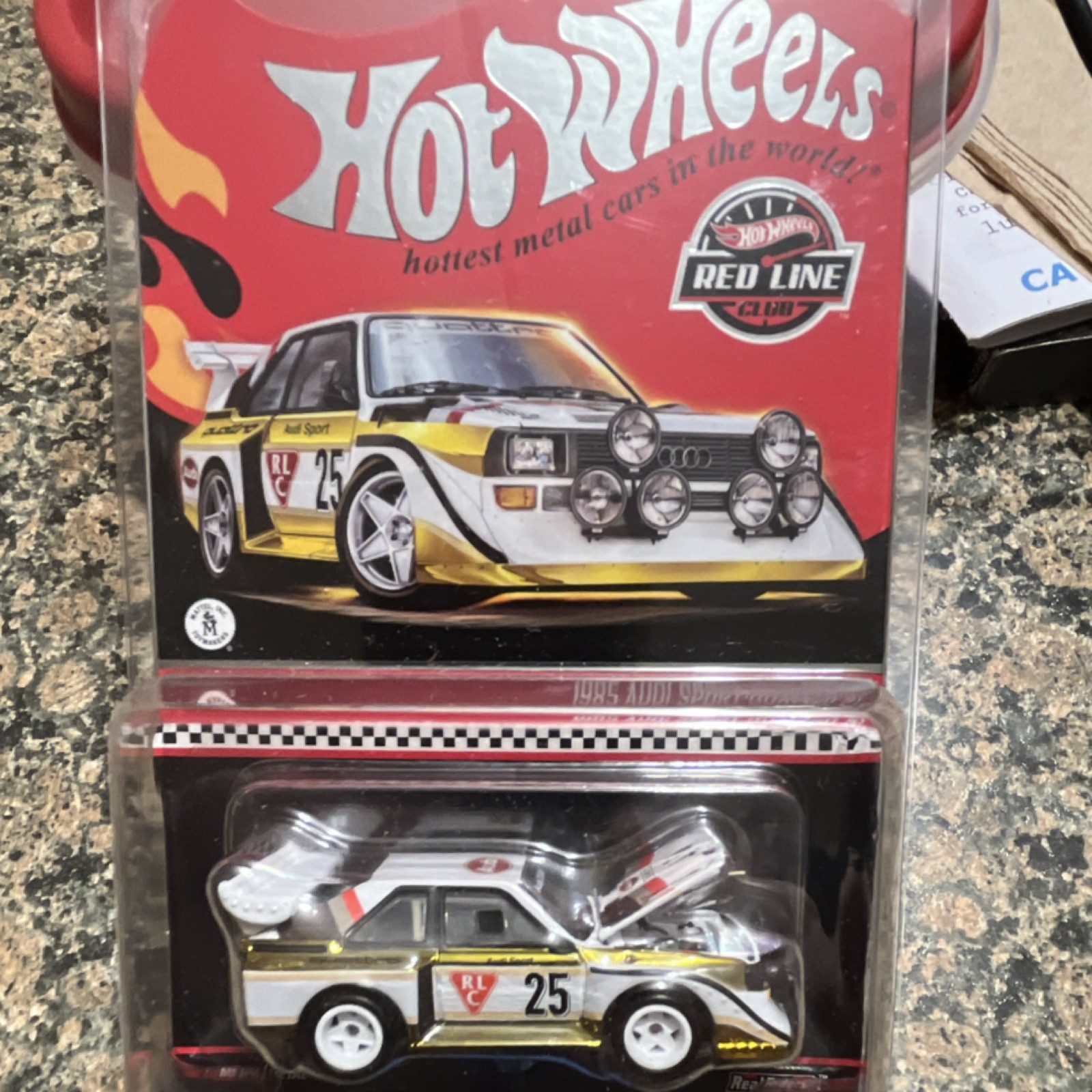 Hot Wheels RLC 1985 Audi Sport Quattro S1 w/ Case 1:64 Diecast Car
