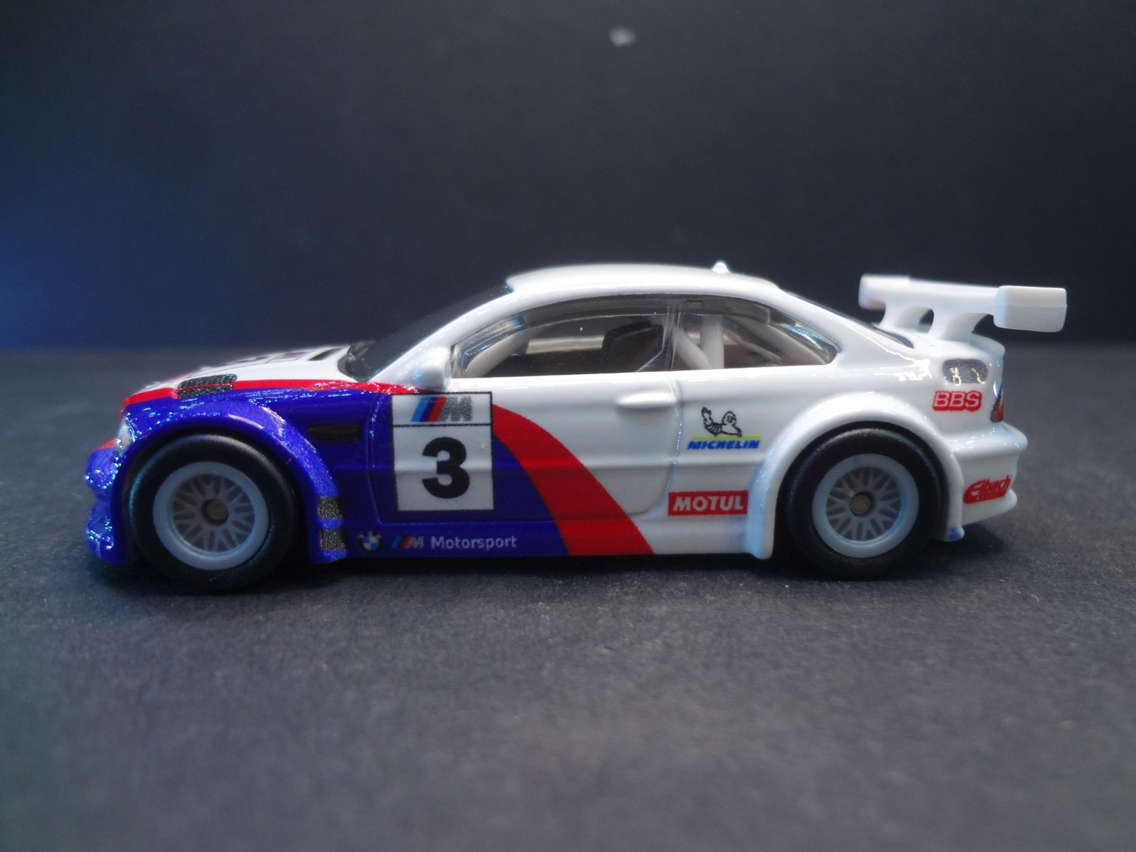 Hot Wheels 2001 BMW M3 GTR – Loose
