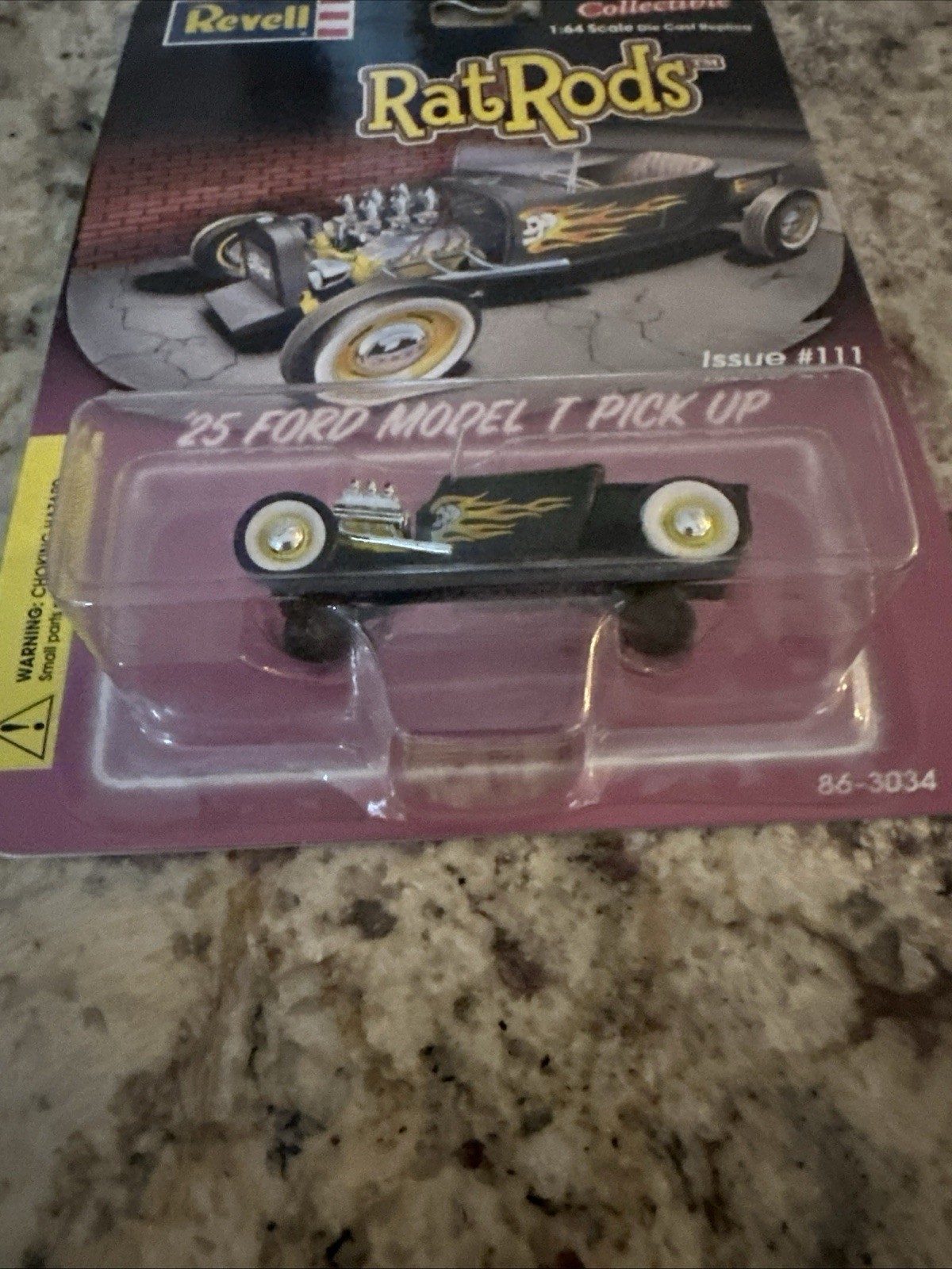Revell 1925 Ford Model T Pick Up black Rat Rods Issue #111 1:64 READ DESCRIPTION