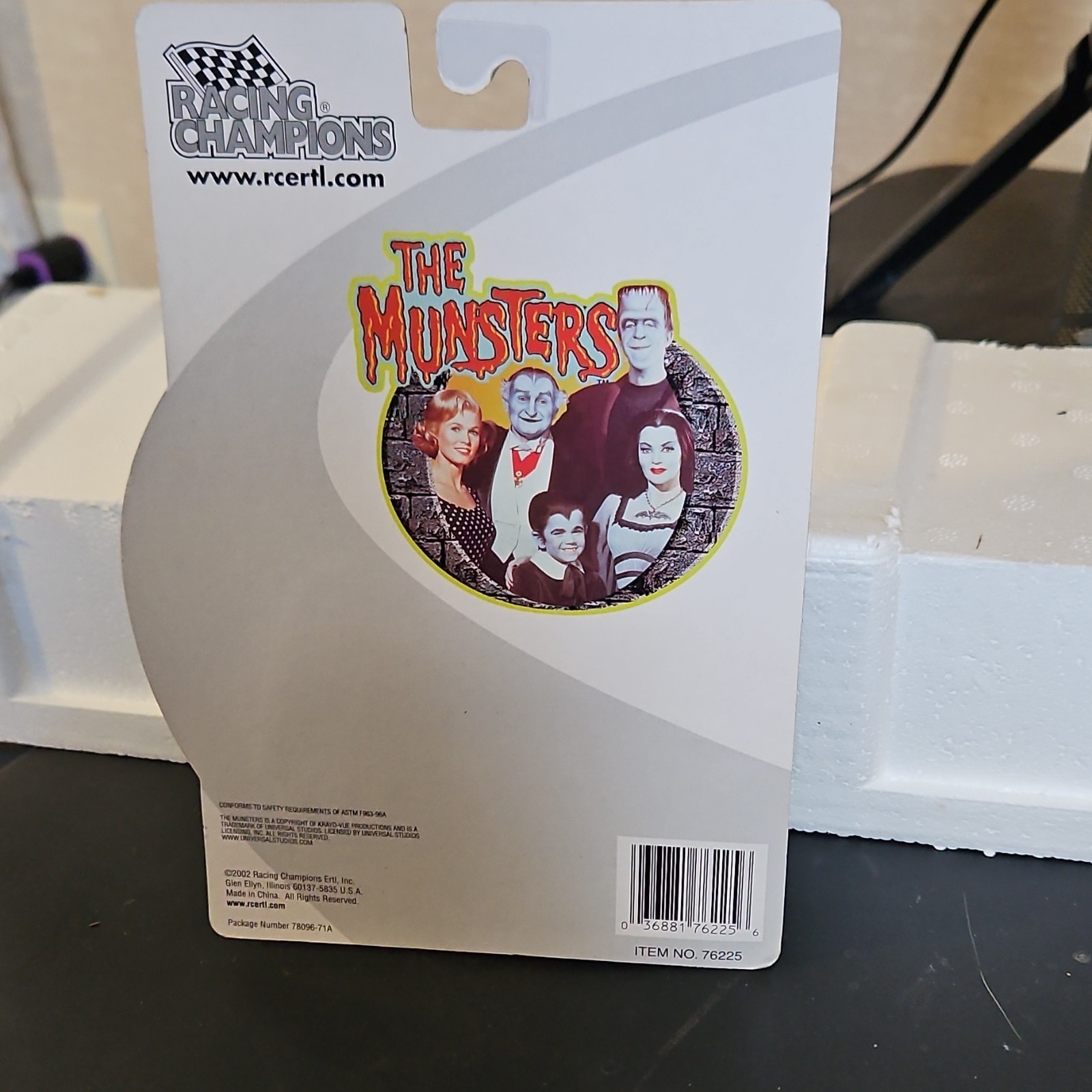Racing Champions The Munsters Koach Diecast Car 2002 Black/Red/Gold