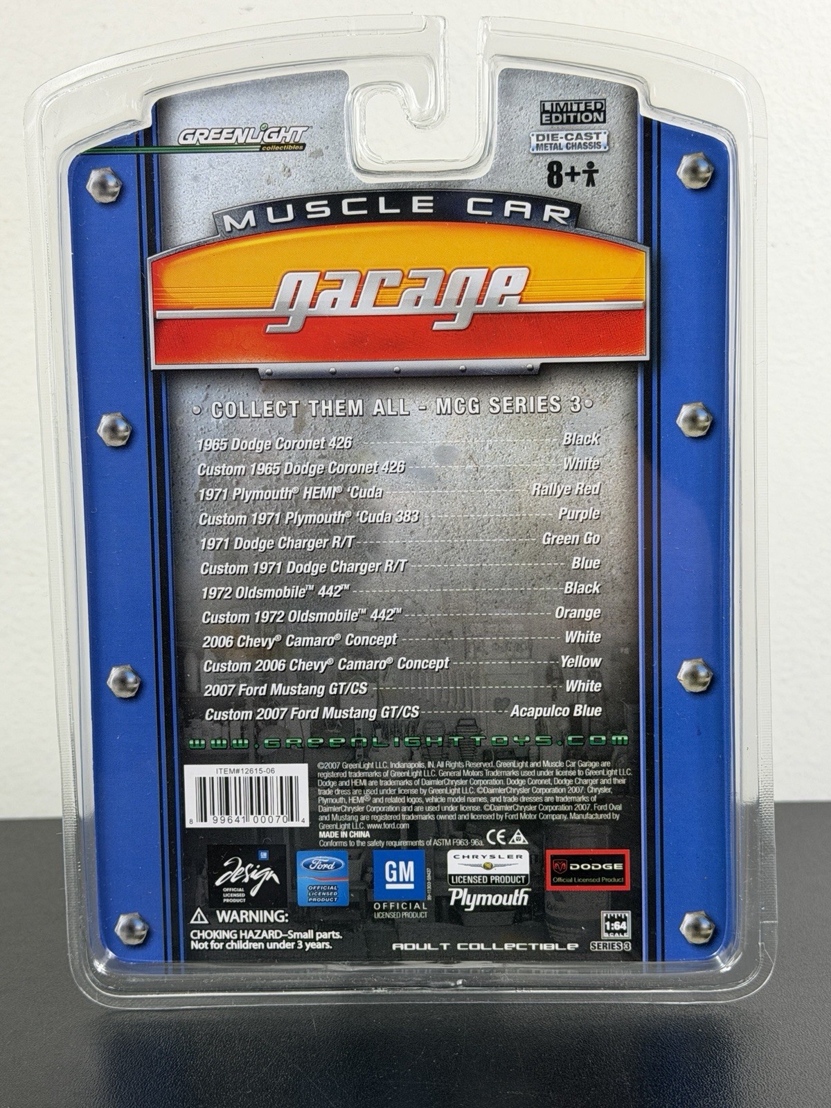 Greenlight Muscle Car Garage 1965 Dodge Coronet 426 2-Door Black 1:64 NIP