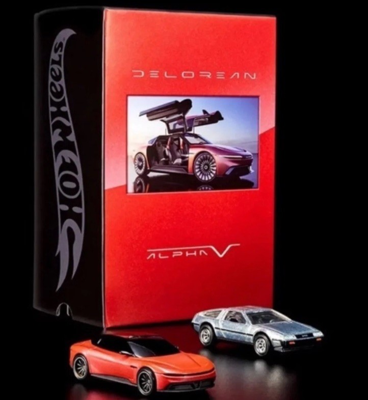 Hot Wheels 2023 RLC DeLorean DMC-12 & Alpha 5 Collector Set HRG98 -9993 SEALED