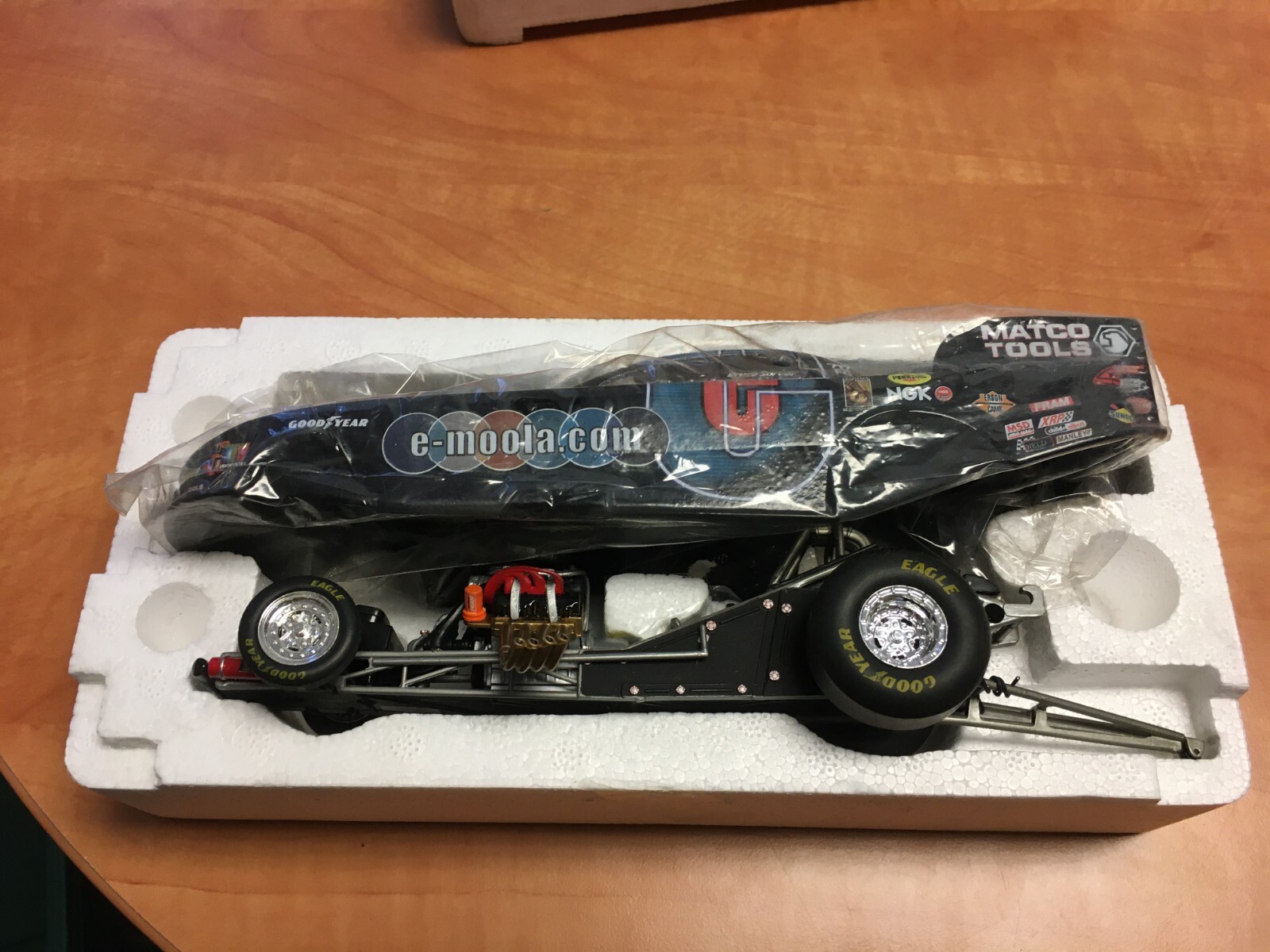 Matco Tools Bruce Sarver Pontiac Funny Car 2000 1:24 Scale Diecast BSA2420R