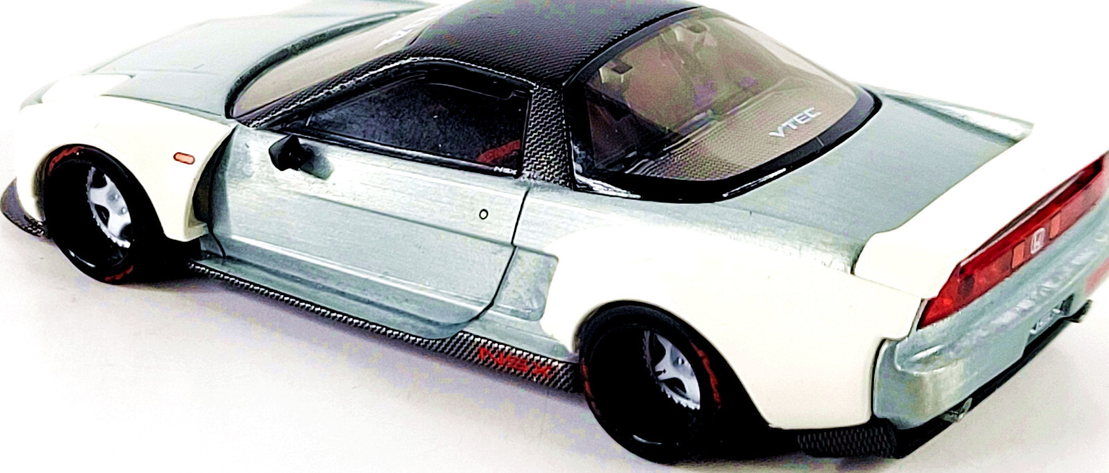 Kaido House x Mini GT Honda NSX (NA1) Kaido Works V2 KHMG148 ⬜⬛ 1/64 🏆 CHASE