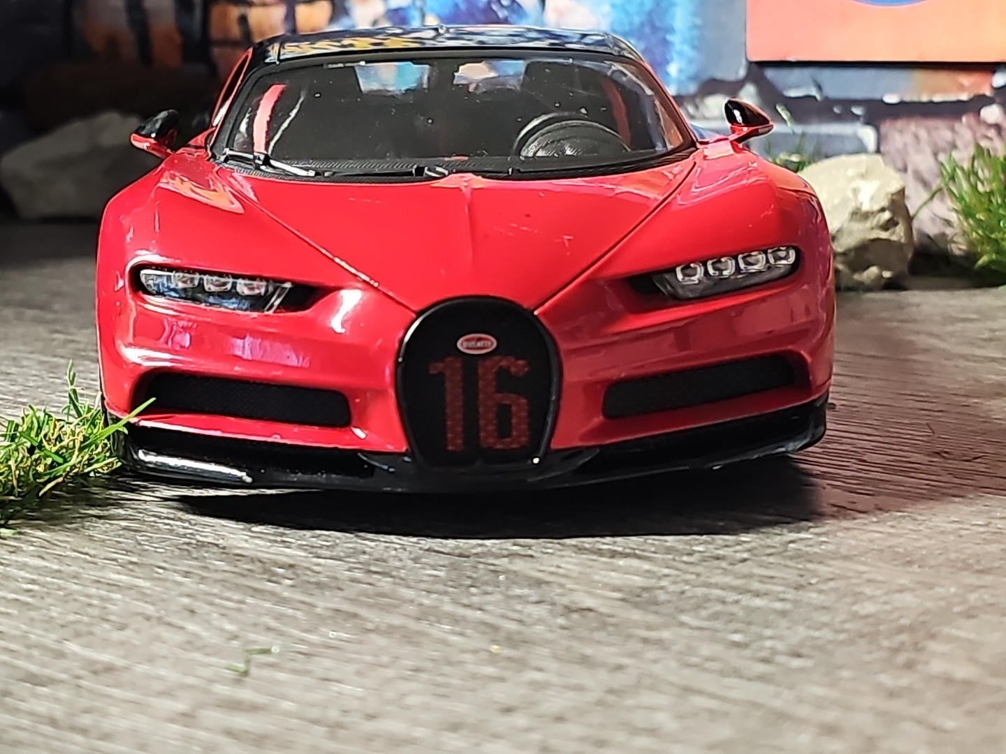 Bburago Black And Red Bugatti Chiron 1:18 Diecast Car NO BOX