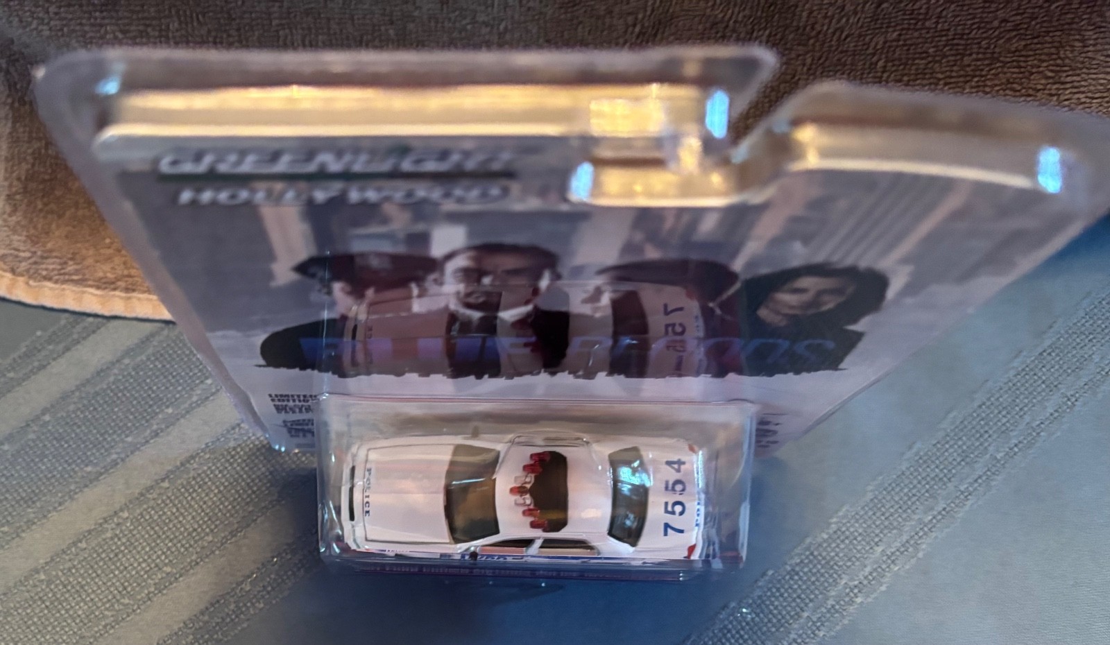Greenlight Hollywood Series 16 Blue Bloods 2001 Ford Crown Victoria Police…