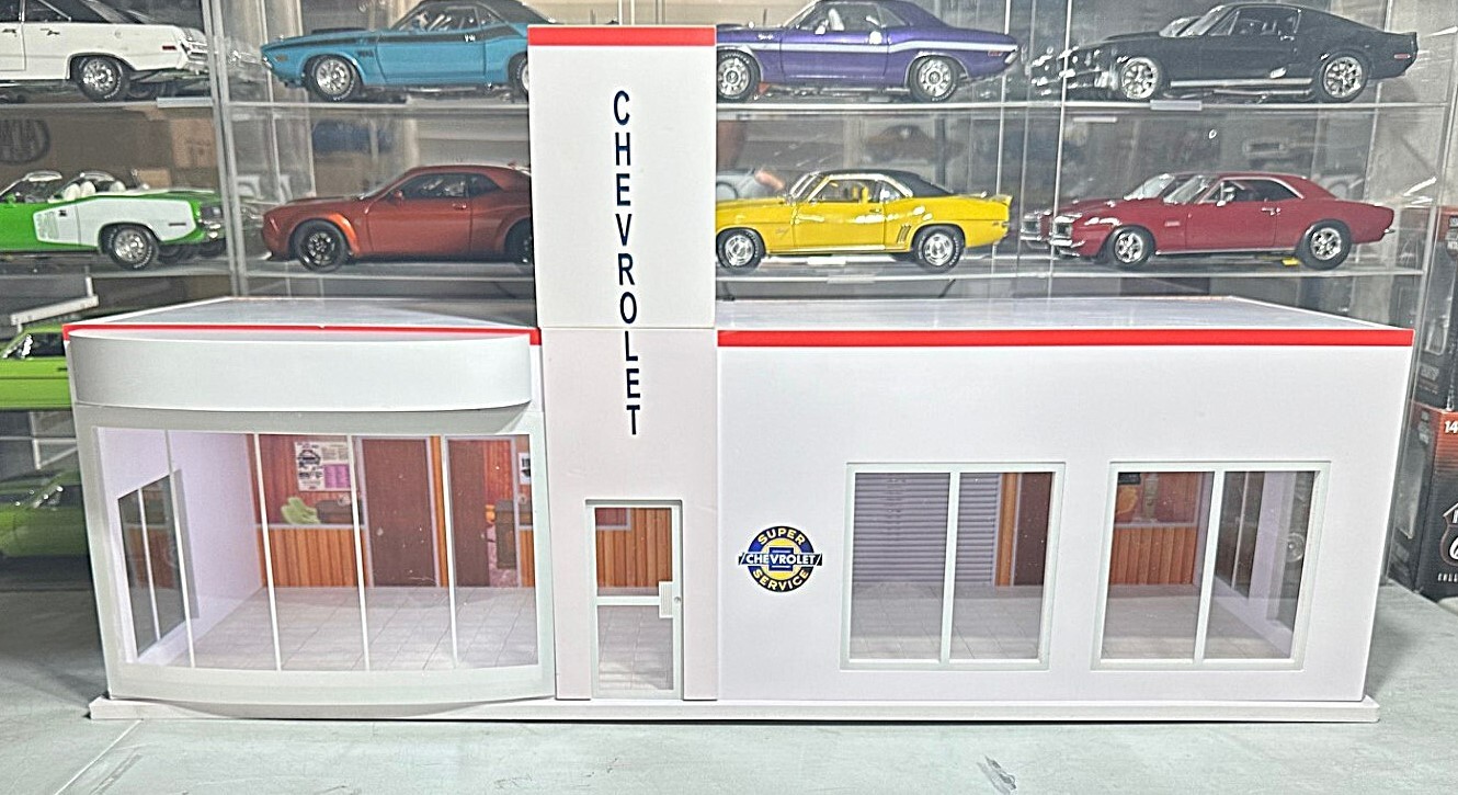 1/18 SCALE, YENKO CHEVROLET SHOWROOM DIORAMA!
