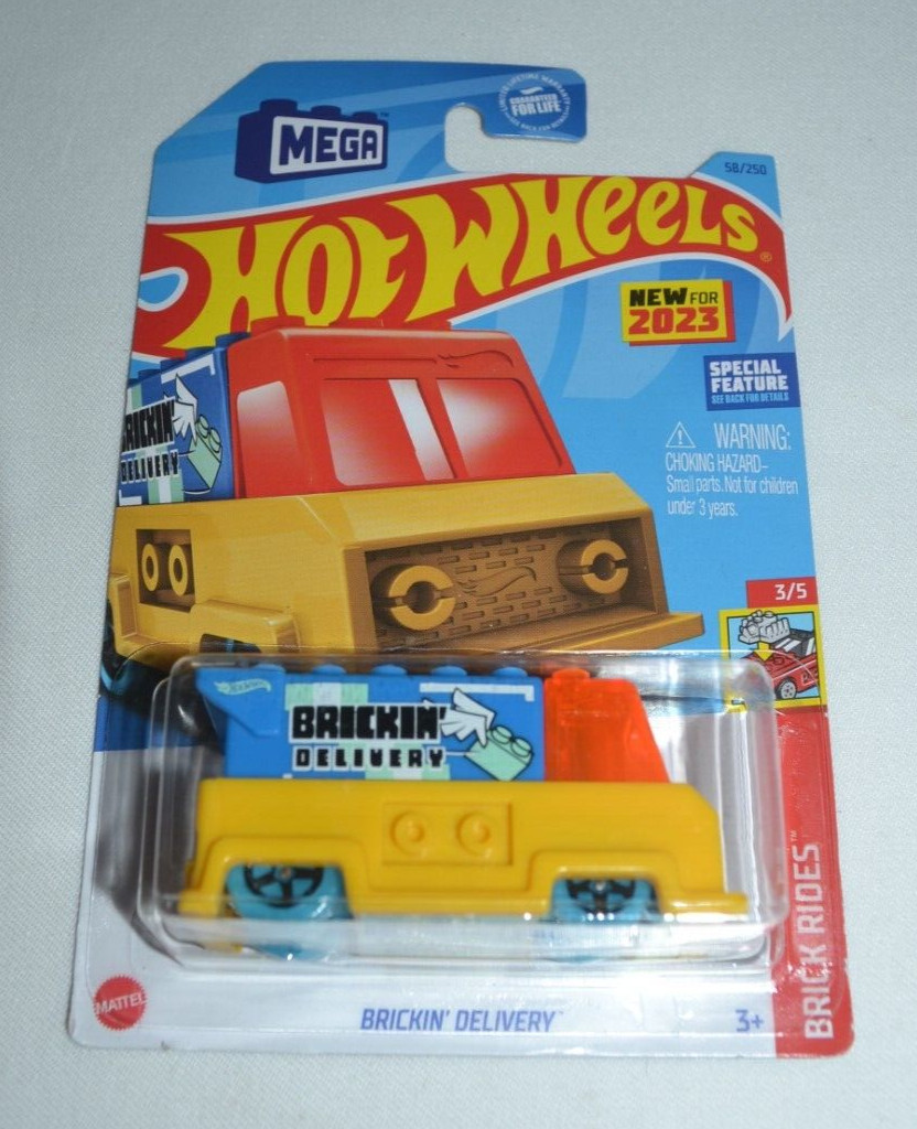 HOT WHEELS 2023 BRICK RIDES 3/5 – BRICKIN’ DELIVERY BLUE AND YELLOW