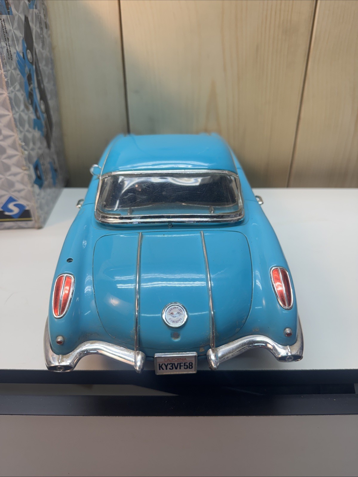 1958 Chevrolet Corvette Hard-Top w/ Removable Top – 1/12 Solido Diecast Model