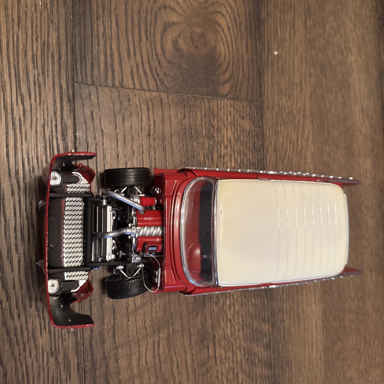 Snap-On Tools Glo-Mad Street Rod die-cast 1957 Chevrolet Chevy Nomad. 1:24 Scale