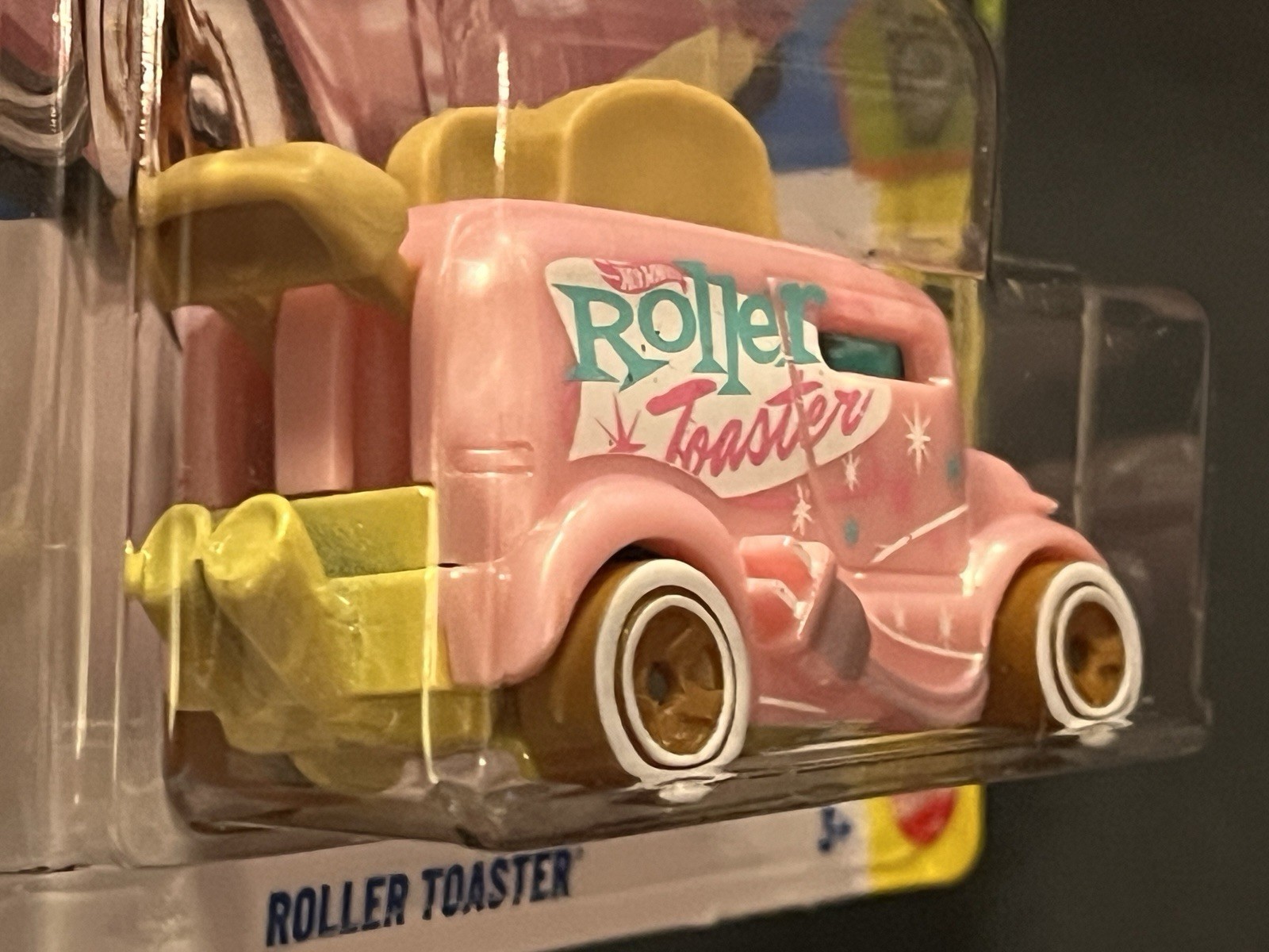 Hot Wheels Roller Toaster (2026 Series Recolor)