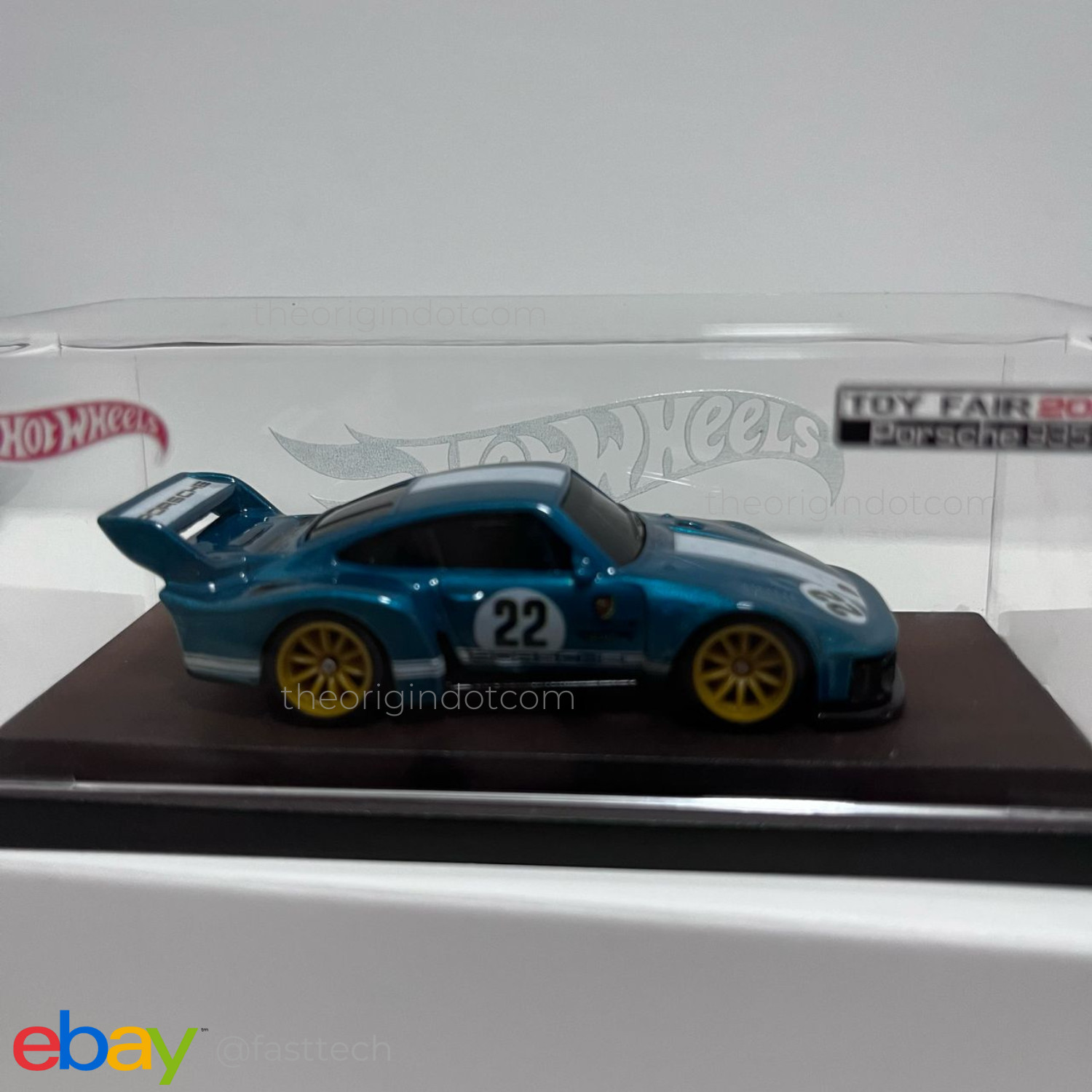 Hot Wheels Porsche 935 Toy Fair 2022 Custom Candy Blue w/ Display Case