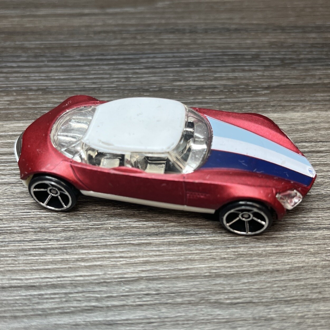 Avant Garde Hot Wheels Metalic Red Loose 2009 1:64