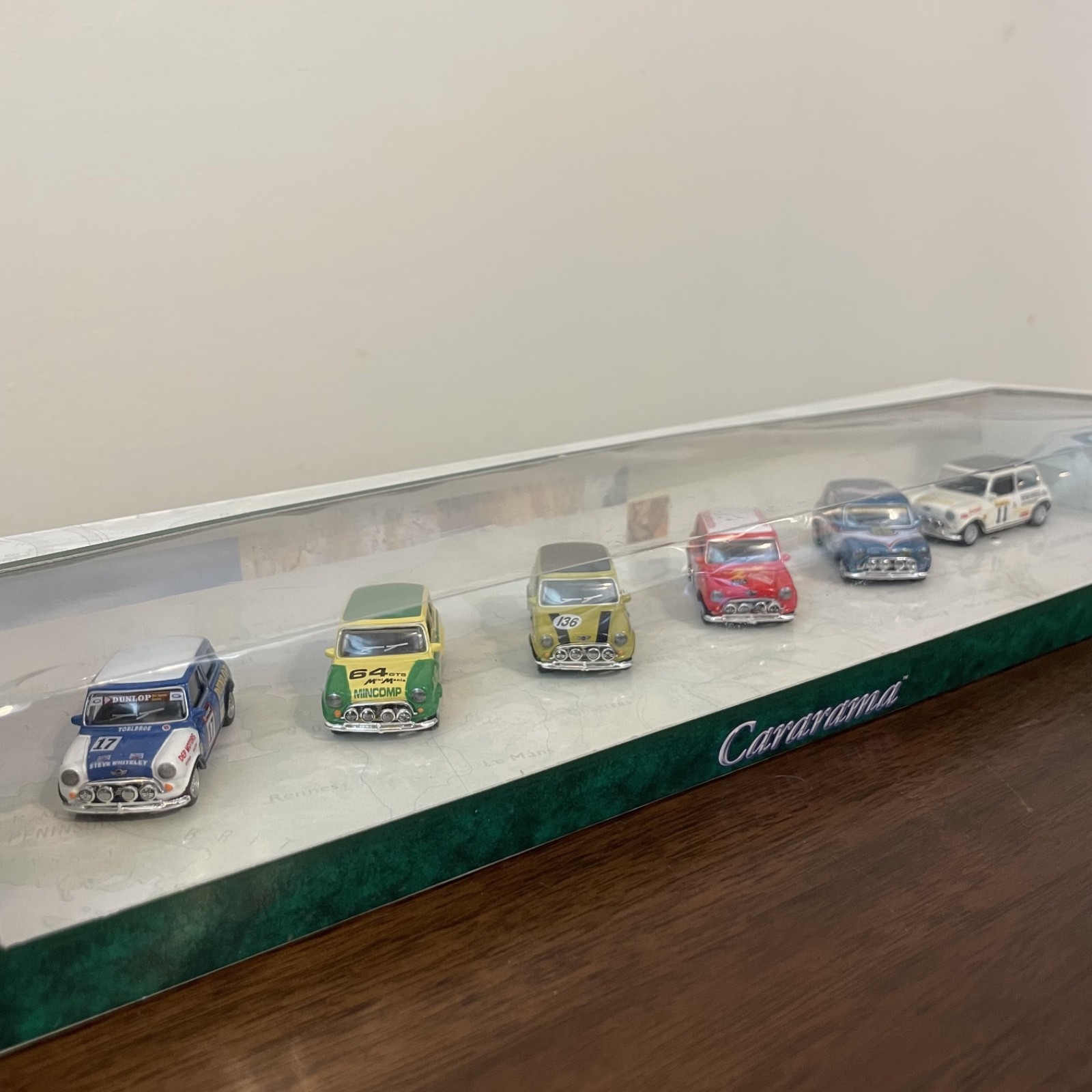 Cararama Hongwell Diecast Mini Cooper Box of 6 cars 1:72 scale #71613 NIB