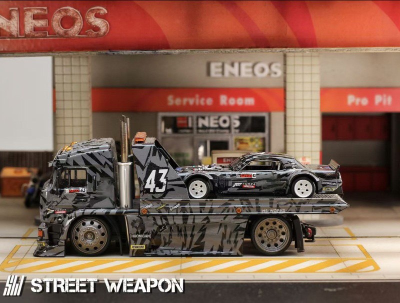 SW 1:64 1965 Mustang Hoonicorn RTR V3 KamaZ Trailer Diecast Model Car Collect