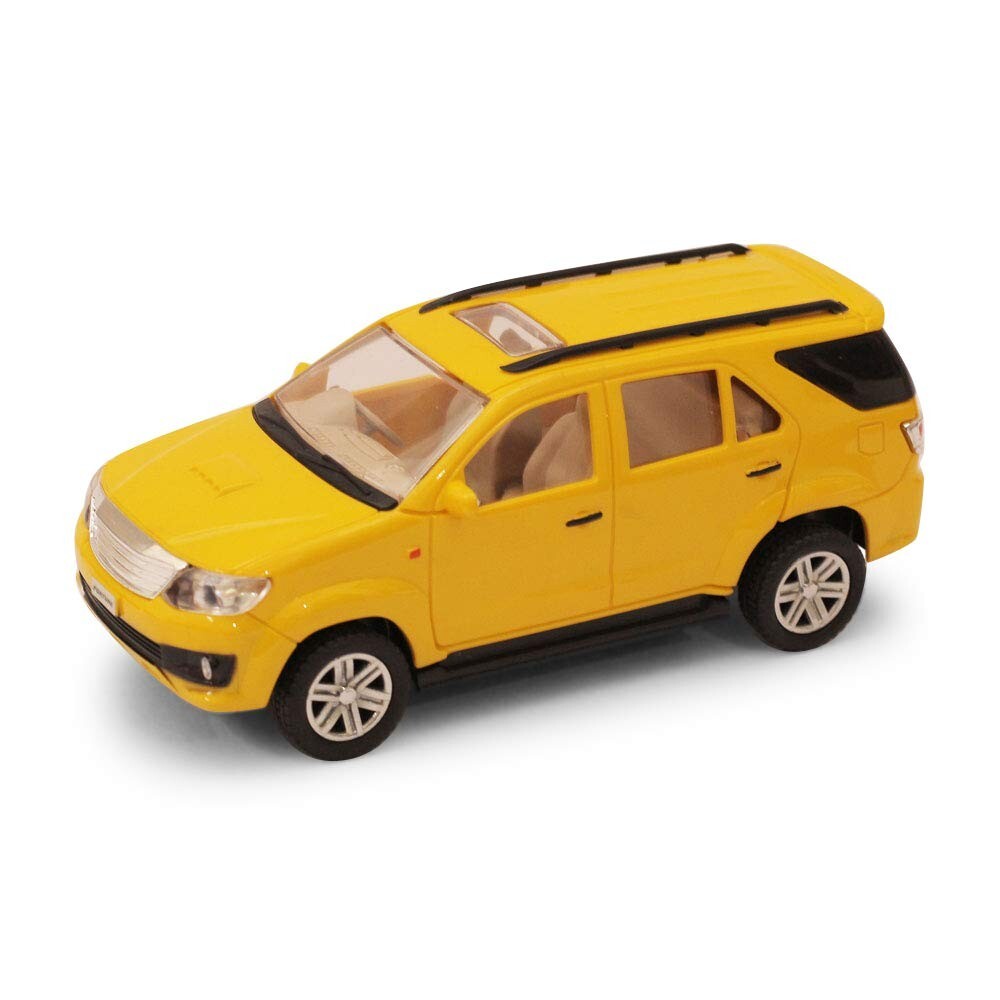 Fortuner Pull Back Car (Multicolor)