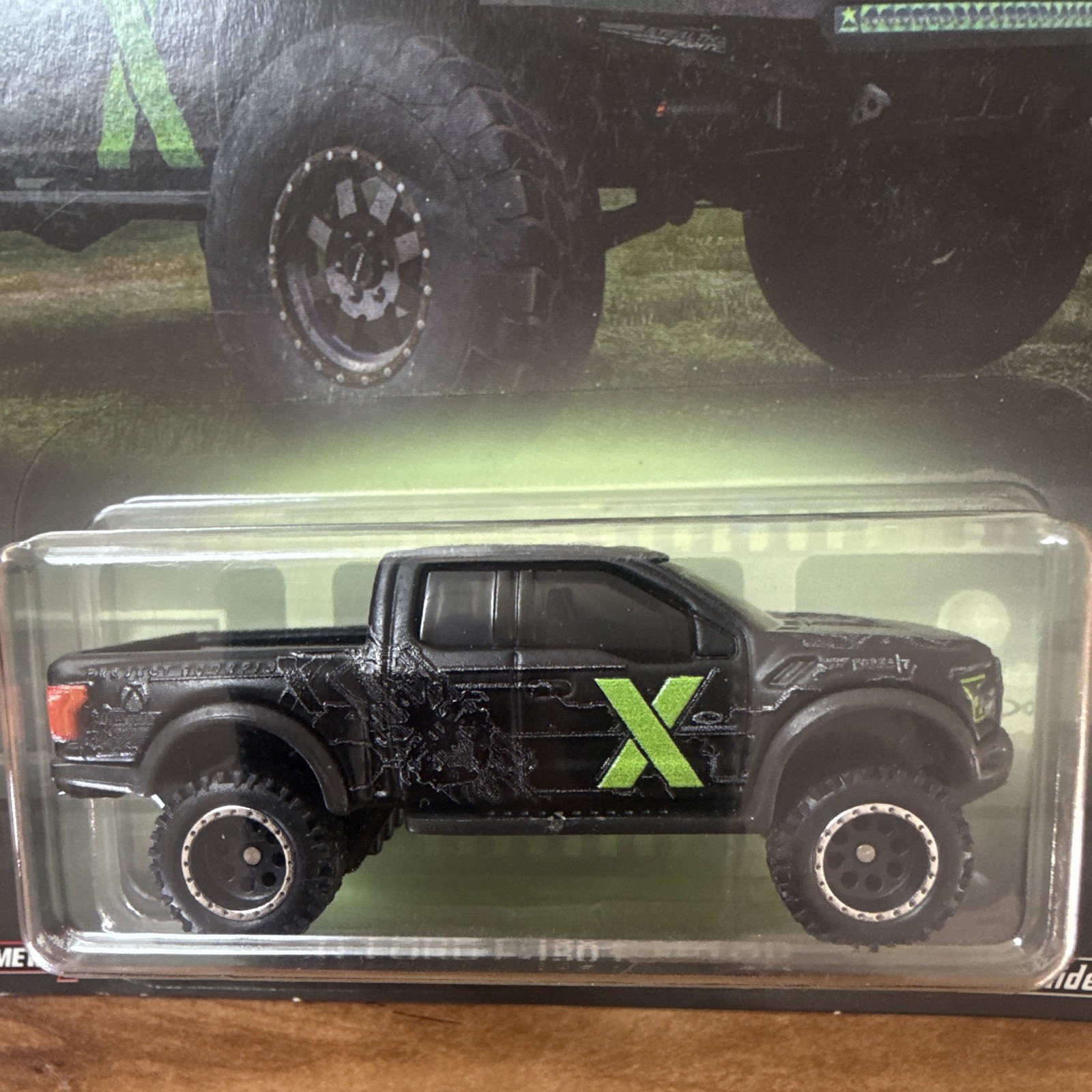 Hot Wheels Premium Forza Motorsport Real Riders 2017 Ford F-150 Raptor 1:64