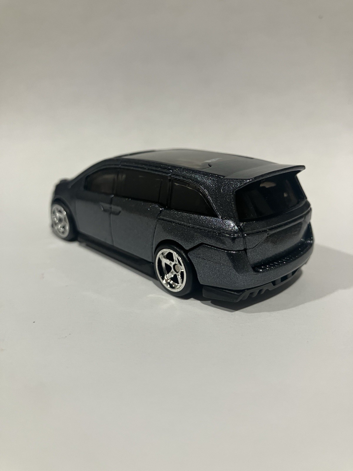 2026 Hot Wheels Honda Odyssey (CUSTOM PAINT WHEEL SWAP IN BLISTER)