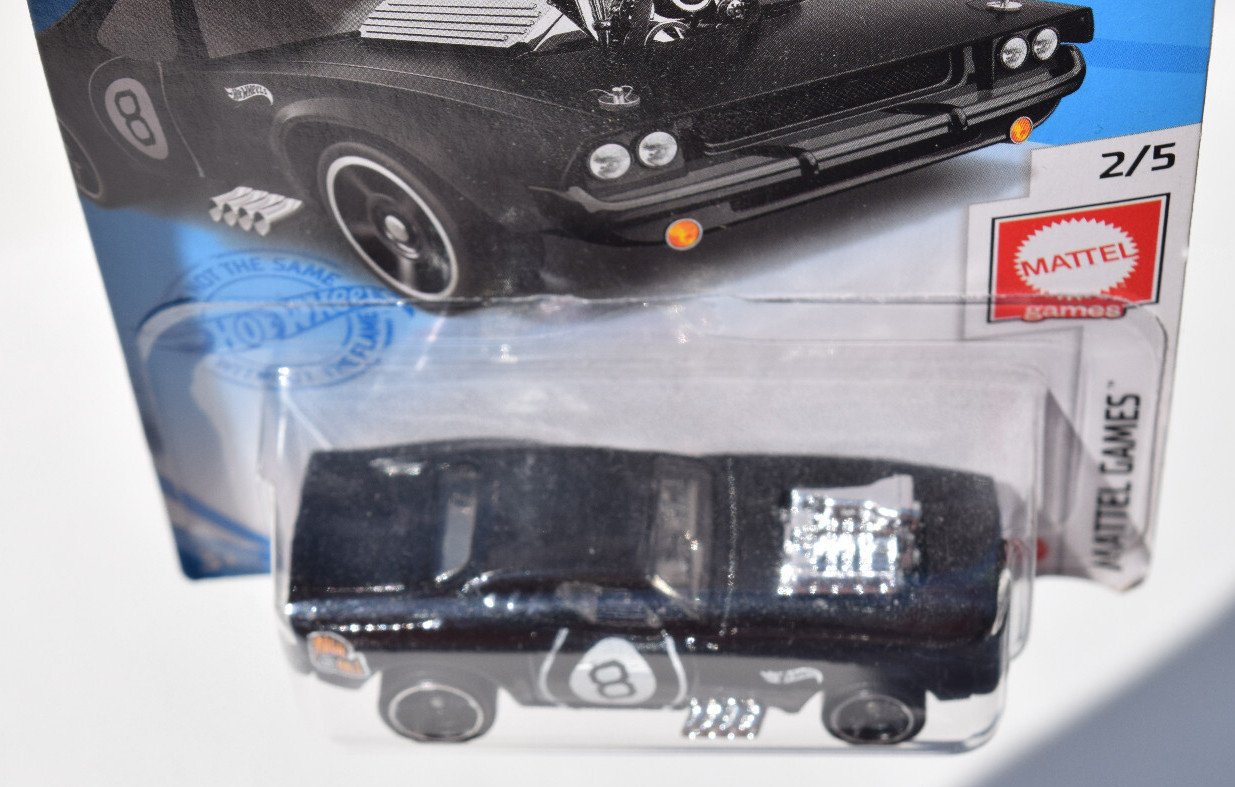 Hot Wheels Mattel Games MAGIC 8 BALL Fortune Black Rodger Dodger As I See It Yes