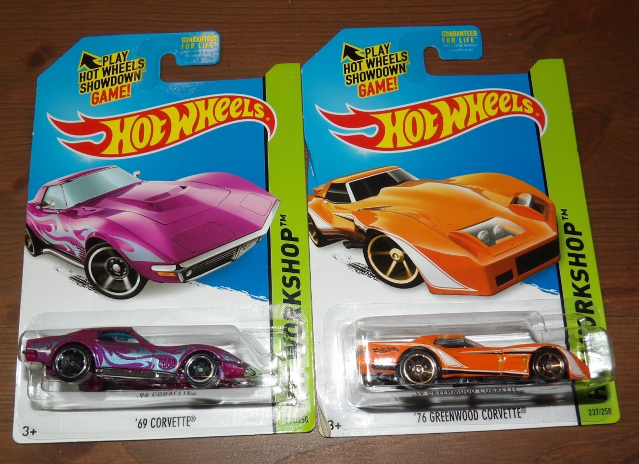 2X – 2014 Hot Wheels – ’76 Greenwood Corvette & ’69 Corvette