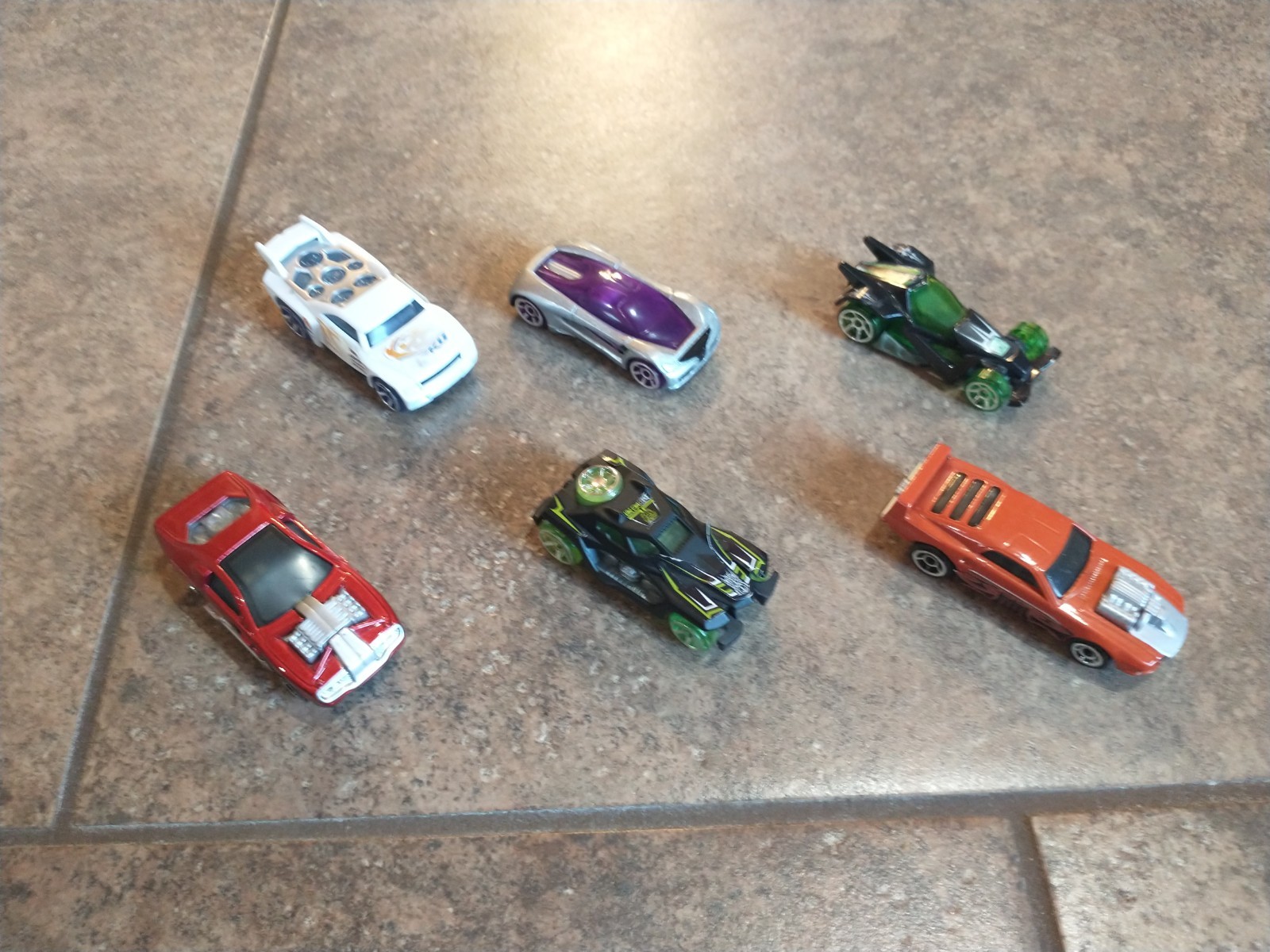 Lot of 6 MATTEL 2005 HOT WHEELS Manufactured for McDonald’s Corp 2005