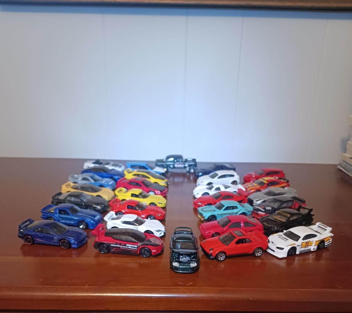Hotwheels Nissan Toyota honda Mazda Acura Lot Loose