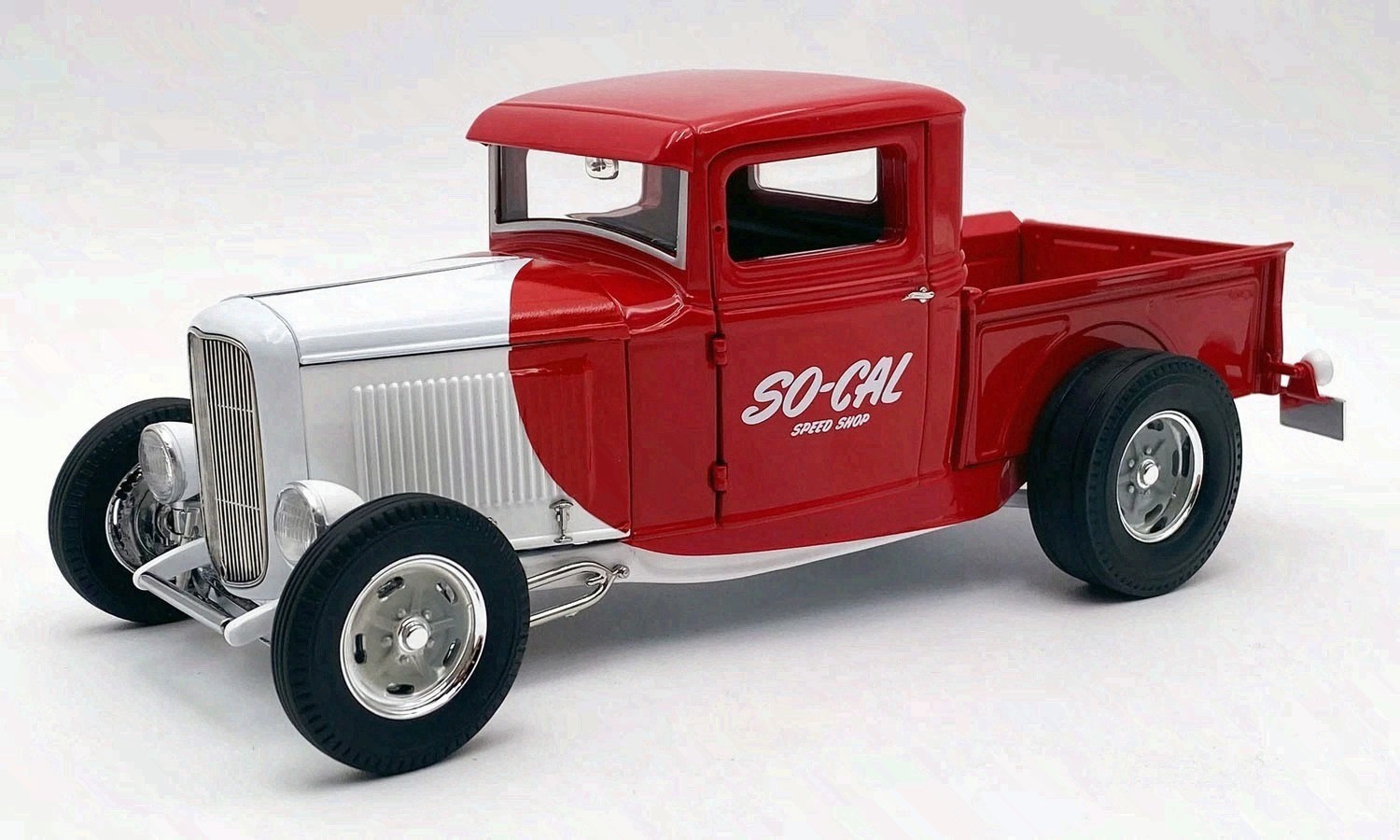 1932 SO CAL SPEED SHOP VINTAGE FORD PICKUP TRUCK 1:18 ACME A1804107 RARE ROD GMP