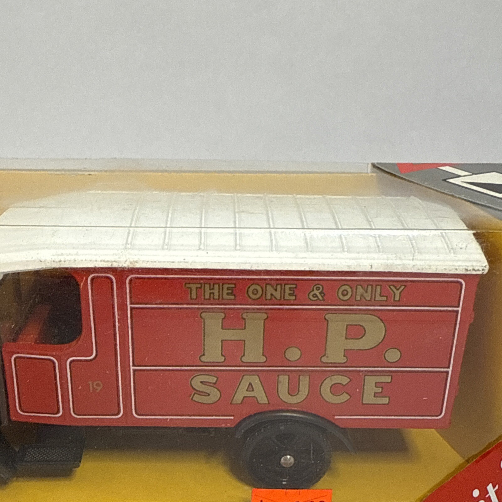 CORGI CLASSIC HP Steak Sauce Delivery Truck #907 Limited Edition 1985