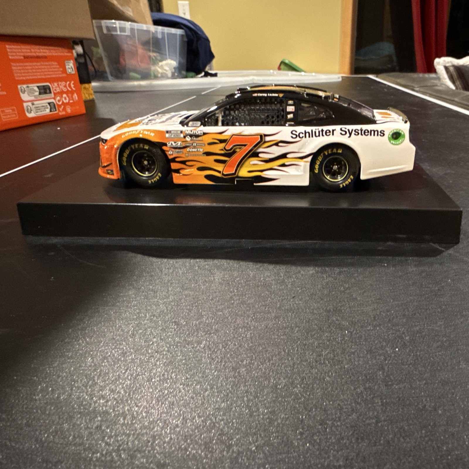Lionel Racing Corey LaJoie #7 Schluter Systems 2021 Camaro ZL1 1:24 Diecast