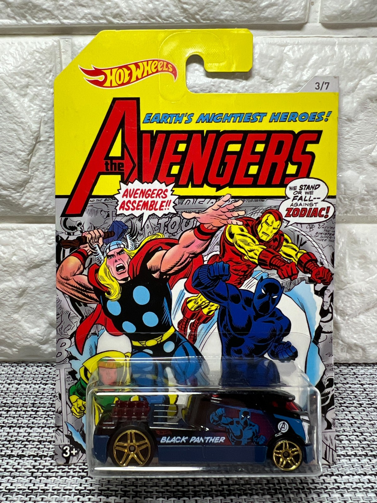 Hot Wheels The Avengers Series 3/7 Qombee Black/Blue