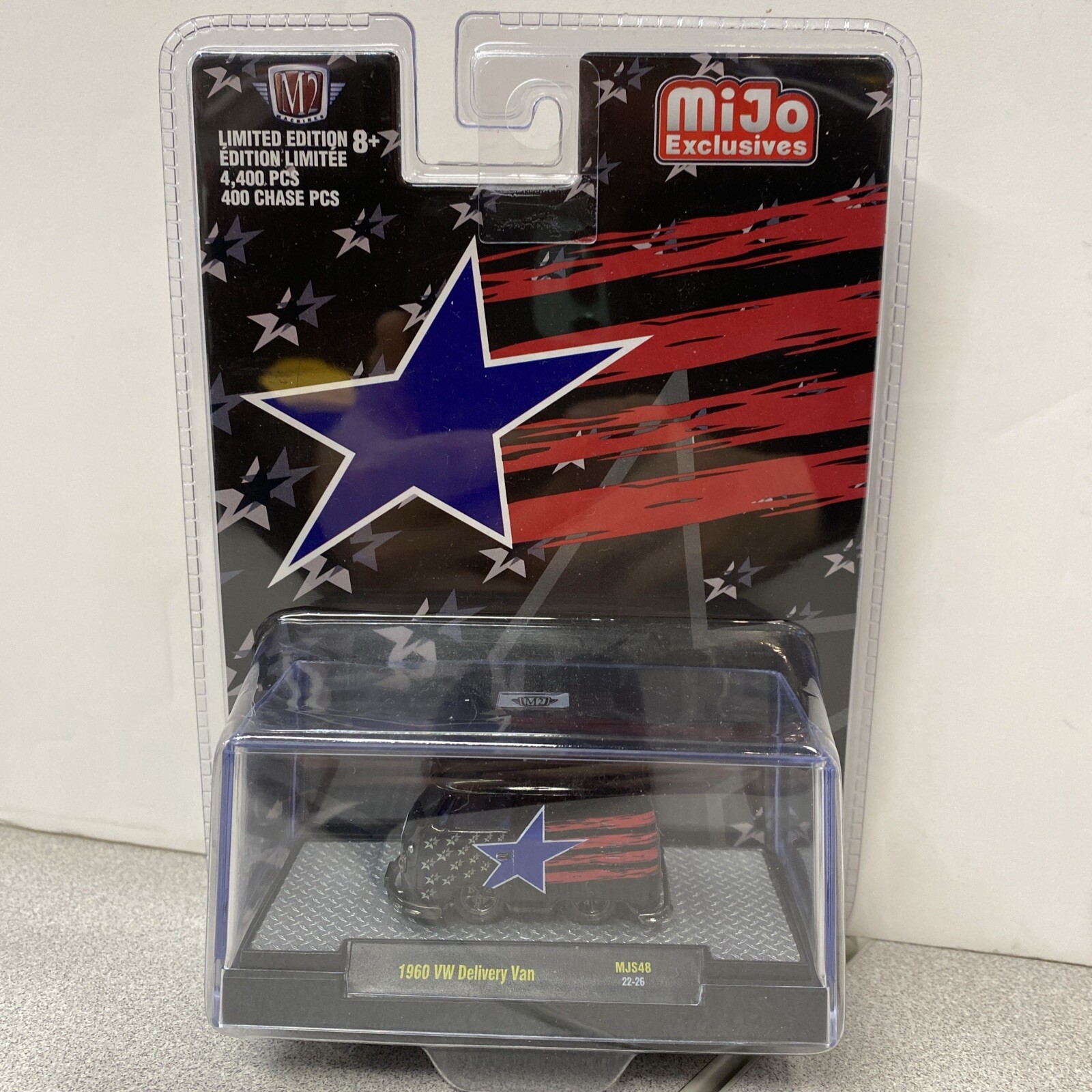 M2 Machines MiJo Exclusives – 1960 Volkswagen Delivery Stars and Stripes 2022