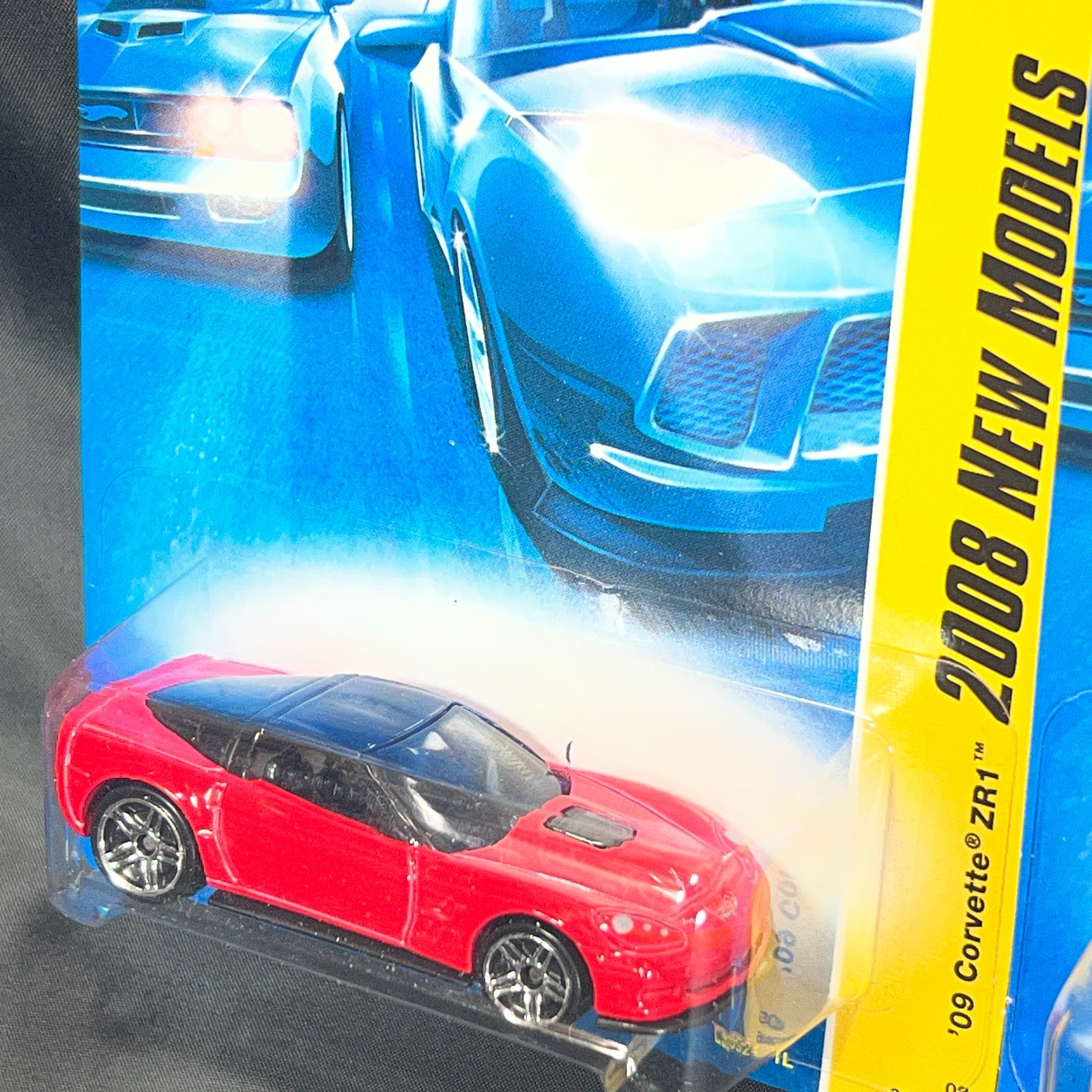 Hot Wheels 2008 New Models ’09 Corvette ZR1 Red & Yellow 1:64 Scale Diecast Cars