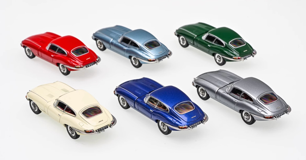 GFCC 1:64 1961 E Type Roadster Hard Top Sports Model Diecast Metal Car