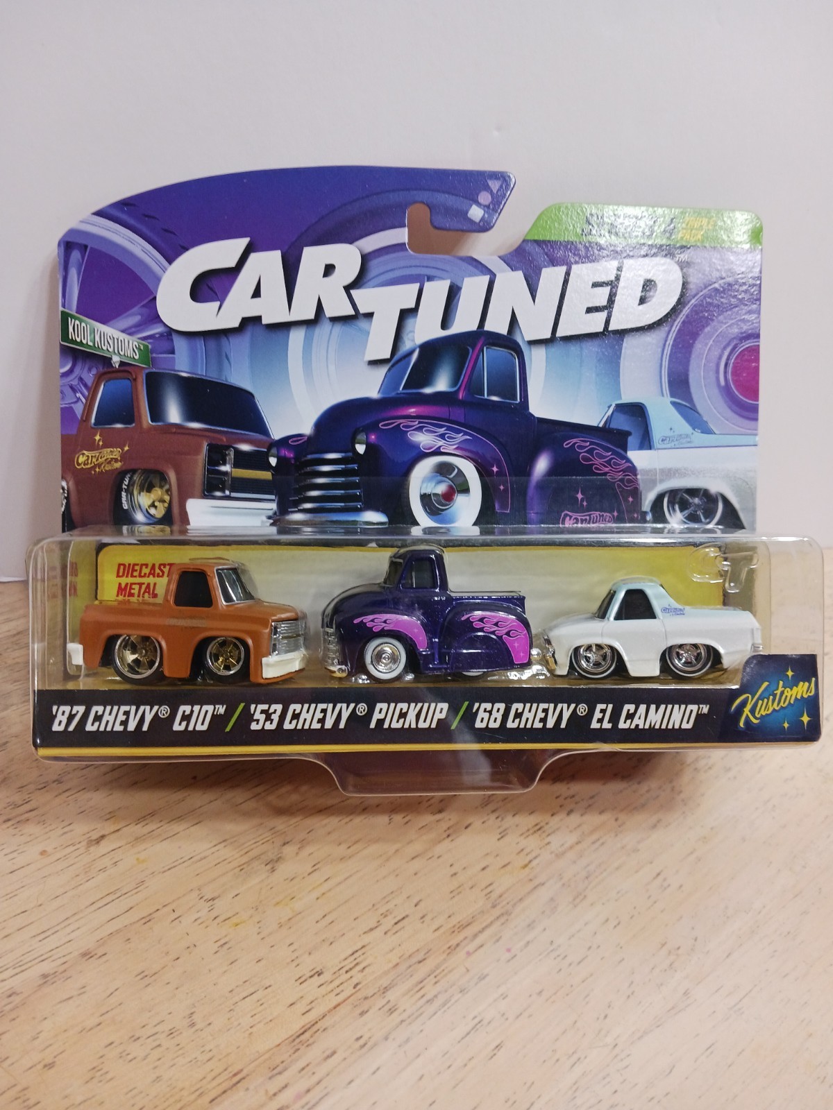 Car Tuned ’87 Chevy C10 Custom Shop-Rigs Car Carrier-3 Pack Series 4-Lot