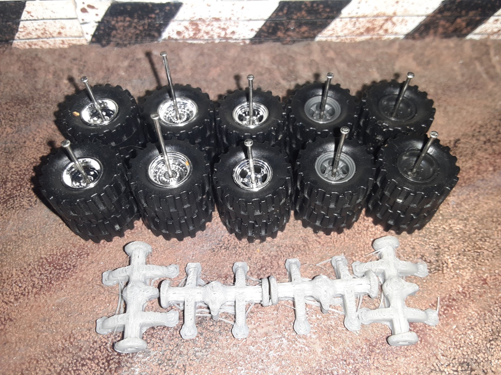 Hot wheels 1:64 Lift Kit 5 Kits Swap Mud Off Road Truck axles Rubber Tire Custom