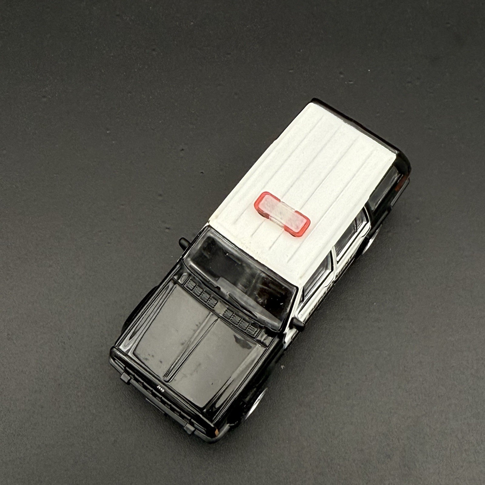 2 Pack 1/50 Mini Whelen Edge Red Clear Lightbar Gray Top Police Fire EMS 5012RCR
