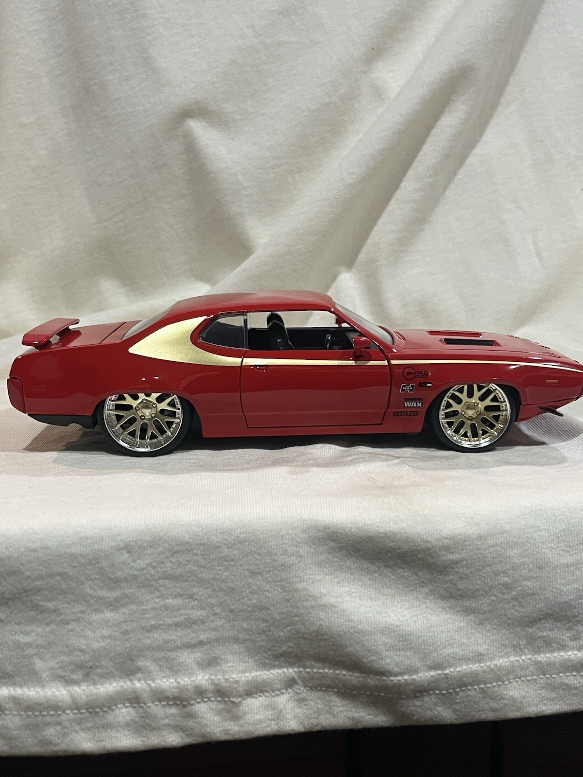 1:24 Jada 1972 Plymouth GTX Loose No Box