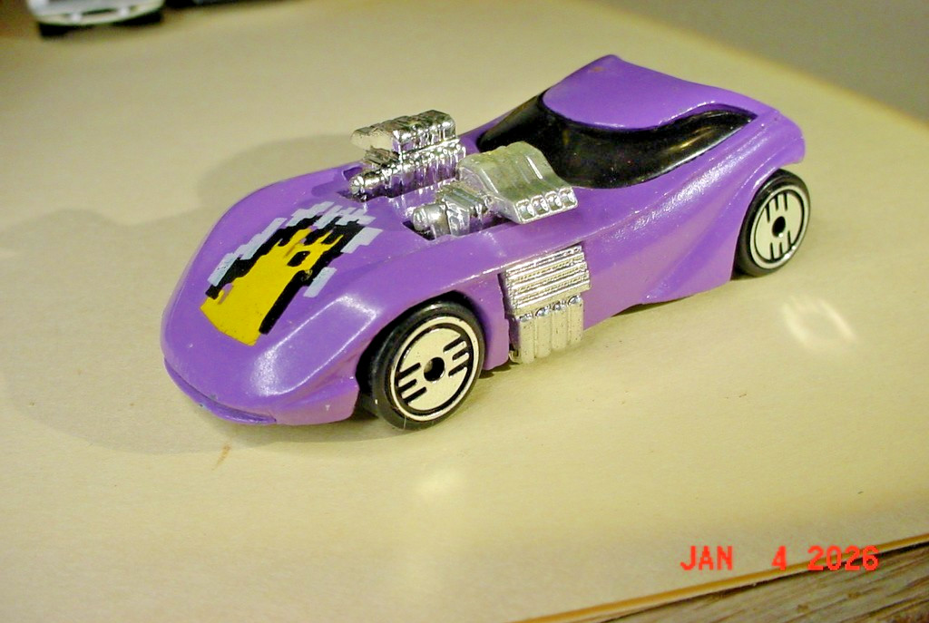 Hot Wheels 1/64 Scale Diecast Vehicles – You Choose e fr