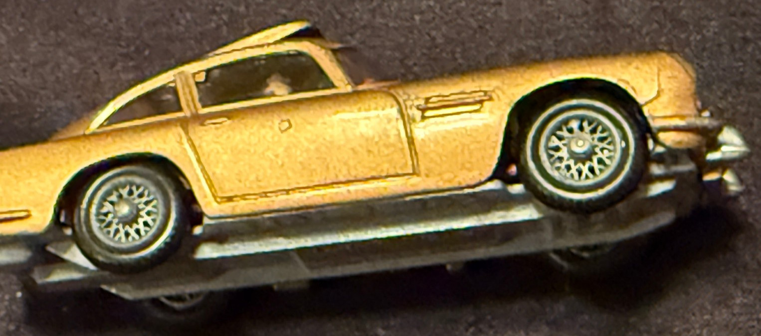 1965 Corgi James Bond Gold Aston Martin DB5 Model 261 w/ Working Functions Nice!
