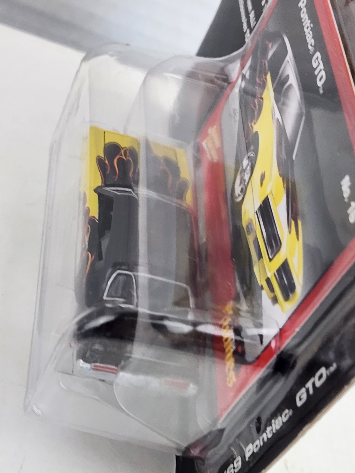 Johnny Lightning 1969 Pontiac GTO Street Freaks Black with Flames Car Vtg 2005