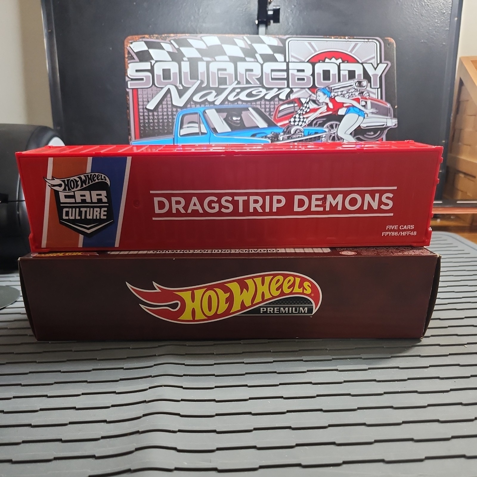 Hot Wheels Dragstrip Demons Container Set of 5 Premium 1/64 Die Cast LOOK AT PIC