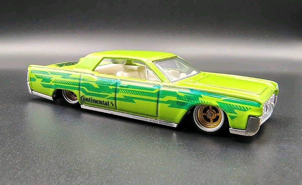 Custom Hot Wheels 64 Lincoln Continental Lime Green 4SP2T Wheels NoScalpCustoms