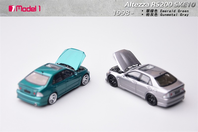 Model One 1:64 Altezza RS200 SXE10 Diecast Model Car