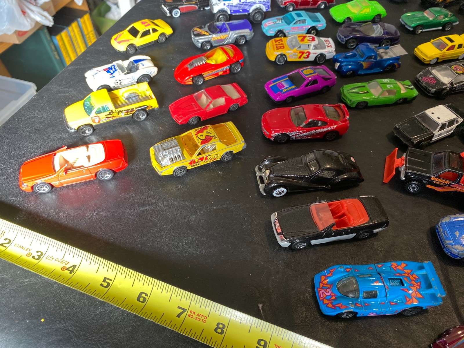 1:64 diecast car lot 119 cars truck mixed brands matchbox hot wheels etc.