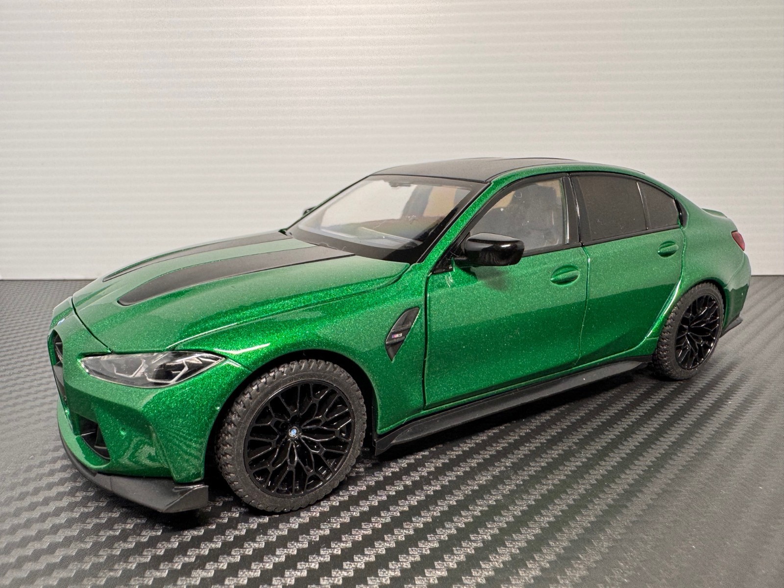 1:24 BMW M3 G80 Sedan Alloy Diecast Metal Sports Car Model w Lights – GREEN