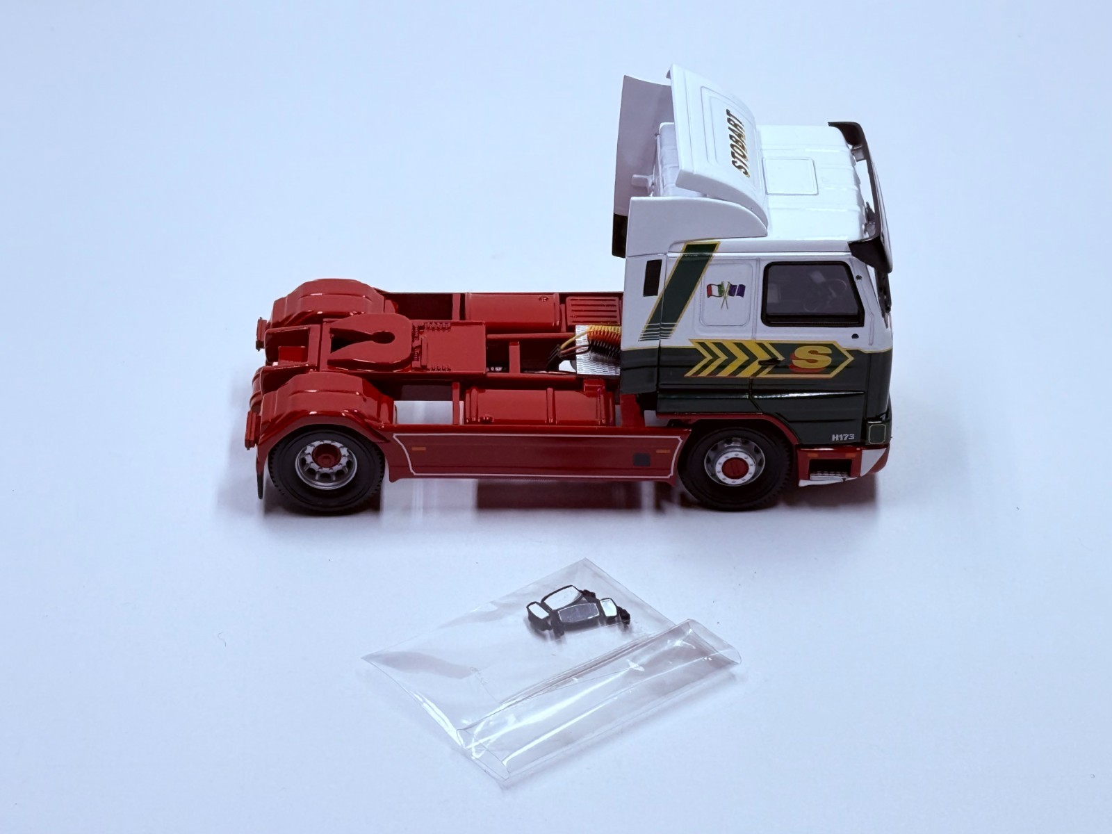 CORGI CC99202 SCANIA 113 TRACTOR UNIT MODEL ONLY EDDIE STOBART 1:50 SCALE