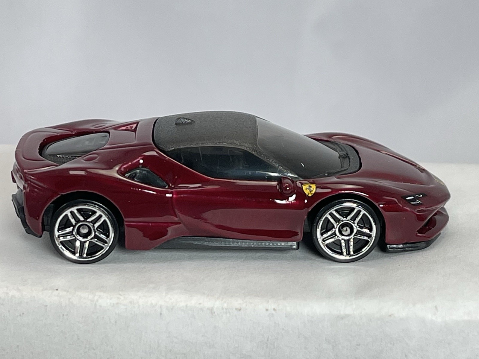 2025 Hot Wheels FERRARI SF90 STRADALE MOTOR SHOW Dk Red Diecast 1:64 Car